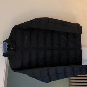 Men's Eddie Bauer down puffer jacket size medium, black